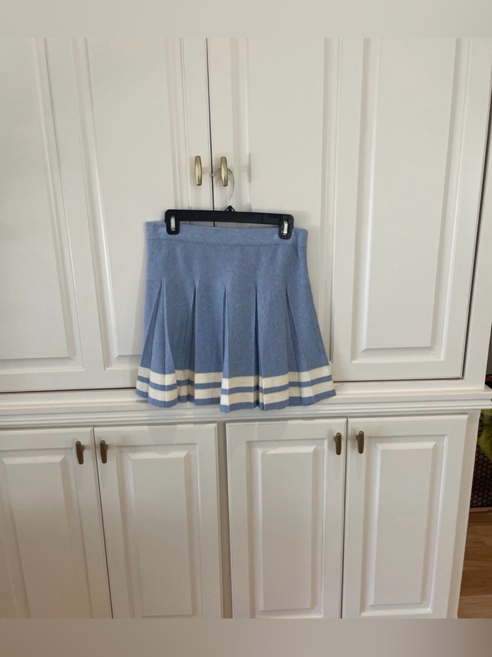 She + Sky: Pleated Knit Mini Skirt Size Large (Boutique)